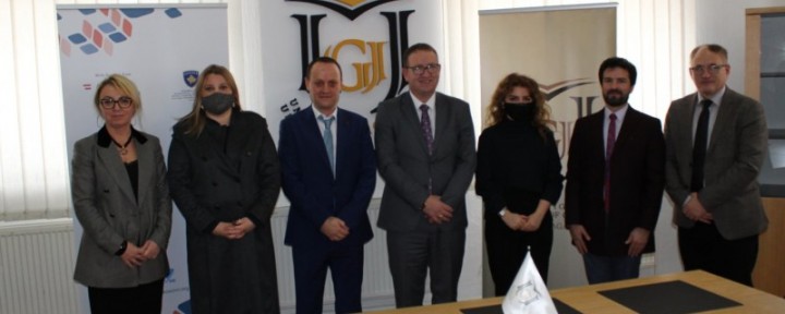 The University of Gjakova “Fehmi Agani” and Heras Plus signed a cooperation agreement