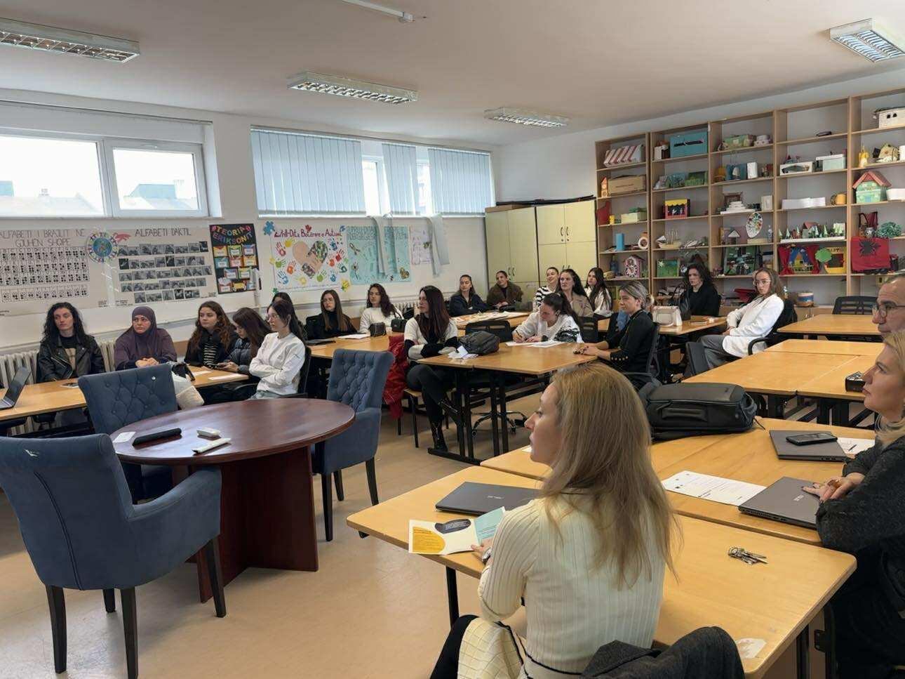 U mbajt sesioni informues për eTwinning në Fakultetin e Edukimit