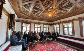 Studentët e Fakultetit të Edukimit vizituan "Muzeun Etnografik" në Gjakovë